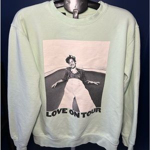 Harry Styles move on tour sweatshirt